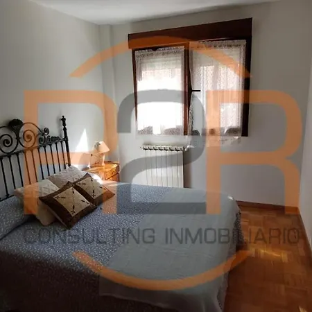 1a125 Comodo Apto Con Garaje By R2r Consulting