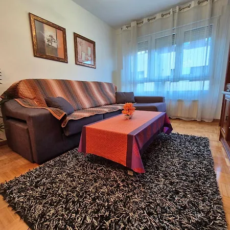 1a125 Comodo Apto Con Garaje By R2r Consulting *