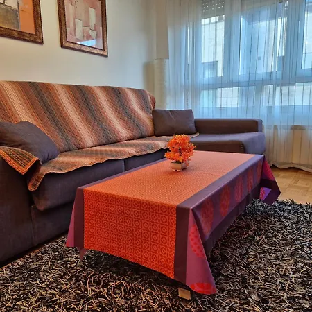 Apartment 1a125 Comodo Apto Con Garaje Gijon