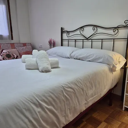 1a125 Comodo Apto Con Garaje By R2r Consulting ヒホン