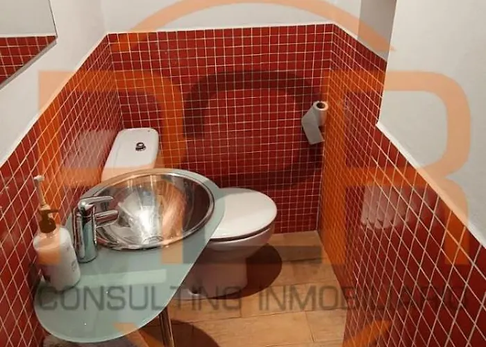 Apartment 1a125 Comodo Apto Con Garaje By R2r Consulting